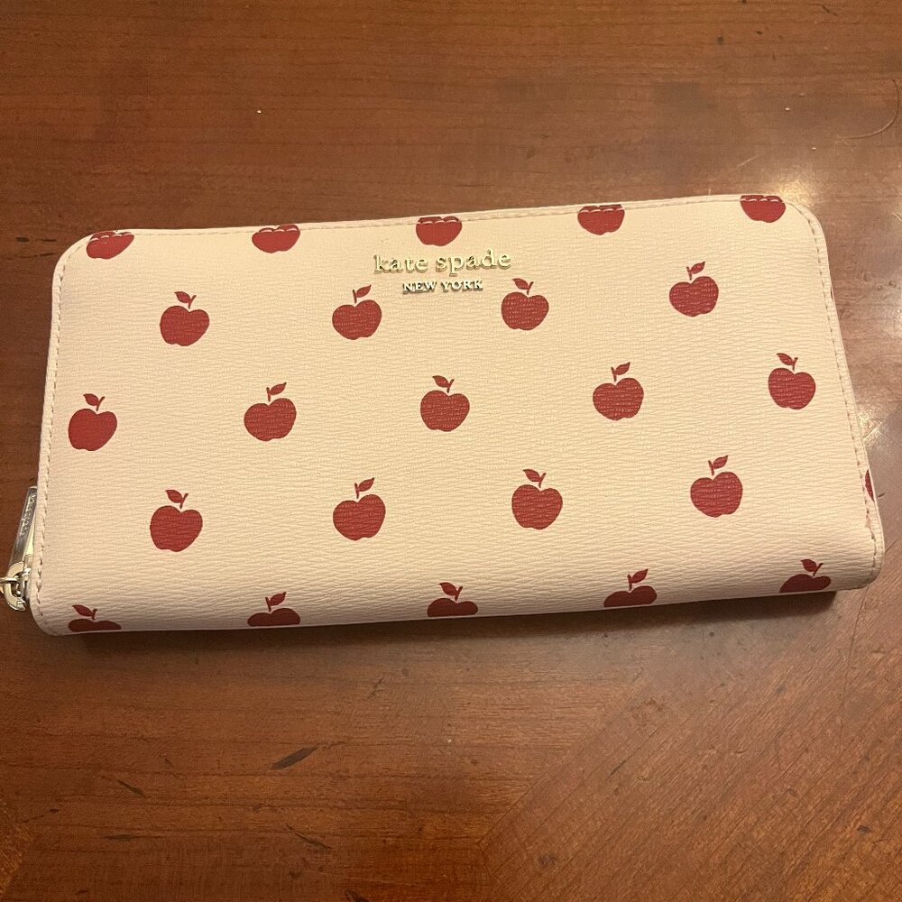 Kate Spade Continental Wallet - BRAND NEW!